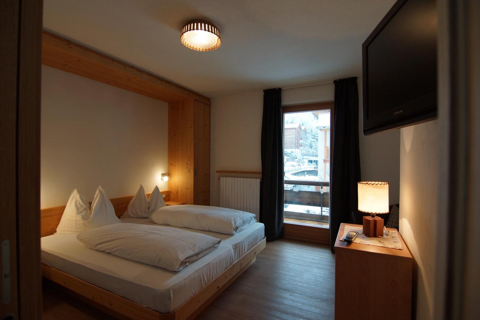 Residence La Planta Ortisei Szoba fotó