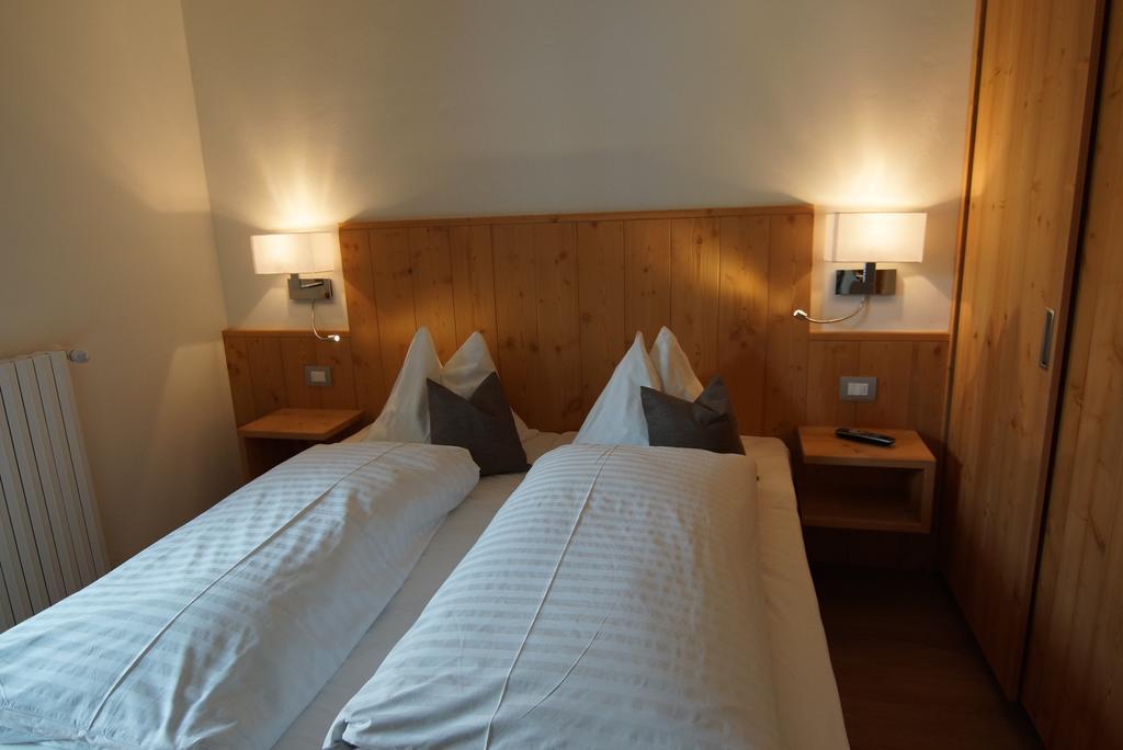 Residence La Planta Ortisei Szoba fotó